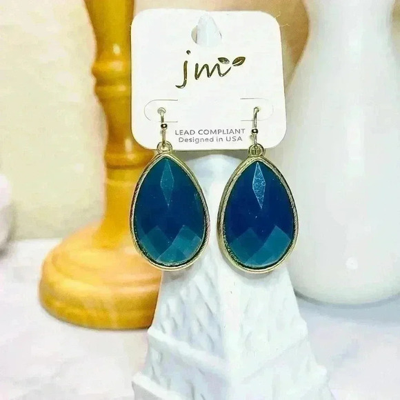 Tear Drop Statement Earrings Bundle - Picture 3 of 4